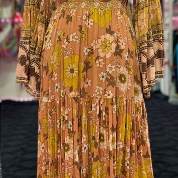 Trade w Casey SPELL BUTTERCUP GOWN, Size XS NWT - Picture 4 of 7